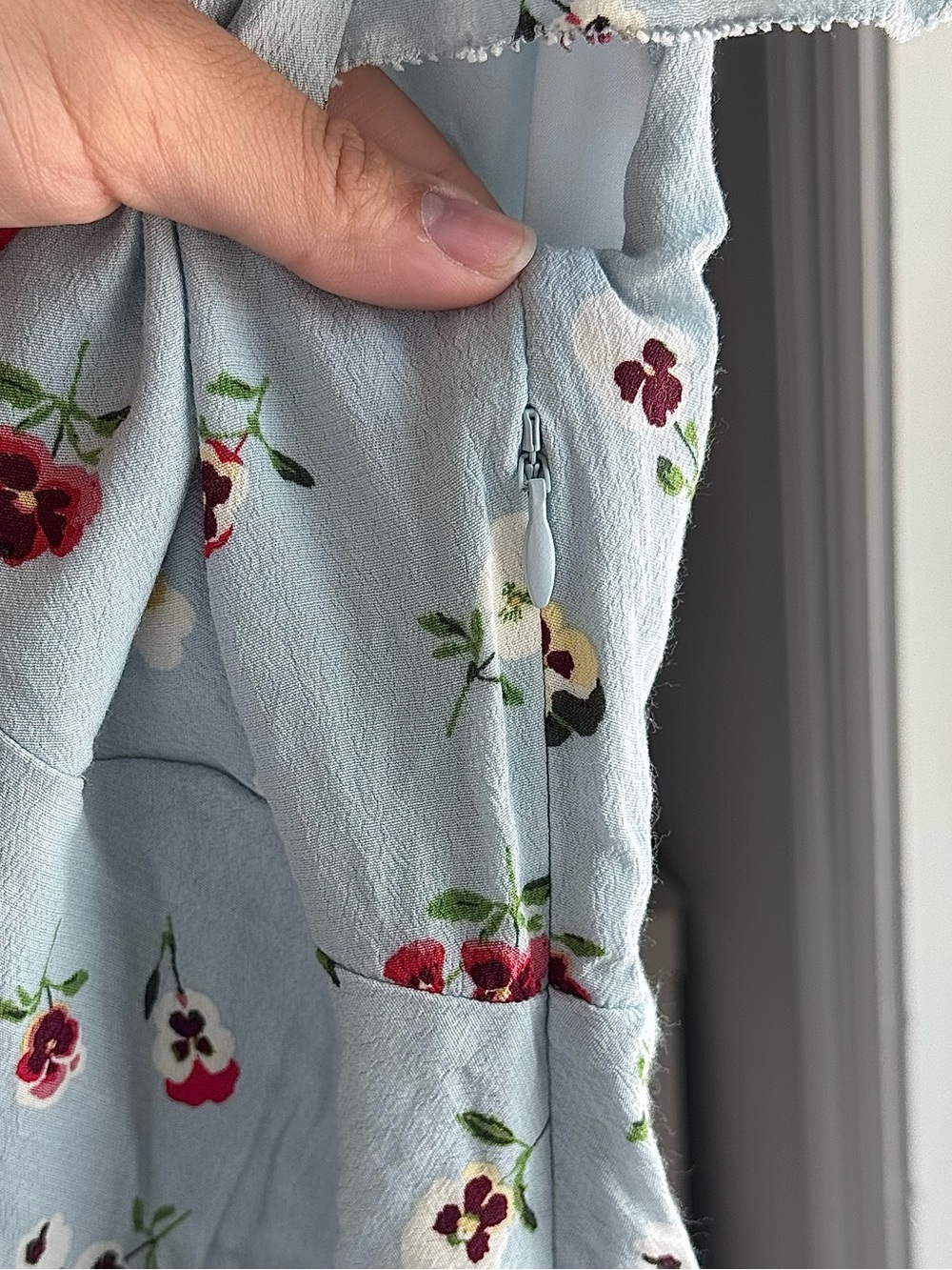 Gap x DÔEN Kids Floral Dress Dublin Blue Flutter Sleeve Size | Large - Picture 6 of 7
